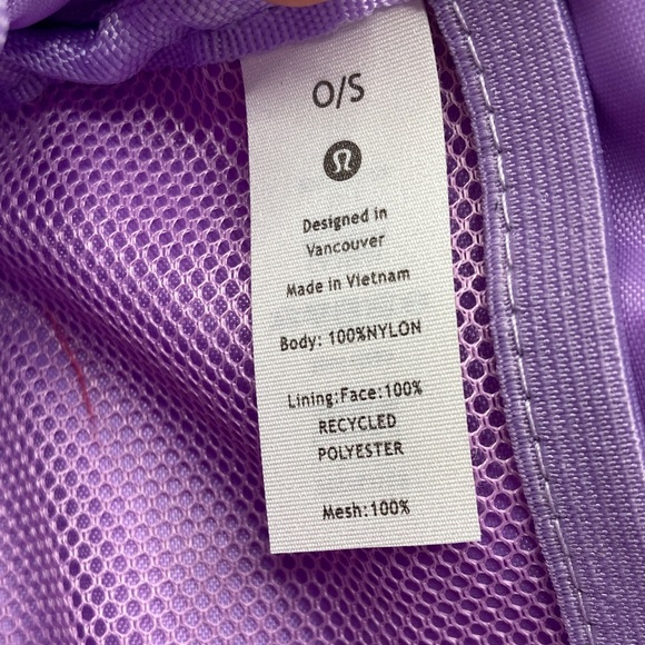 Lululemon Everywhere Belt Bag in Lavender Lululemon NWT OSFM - Picture 7 of 7